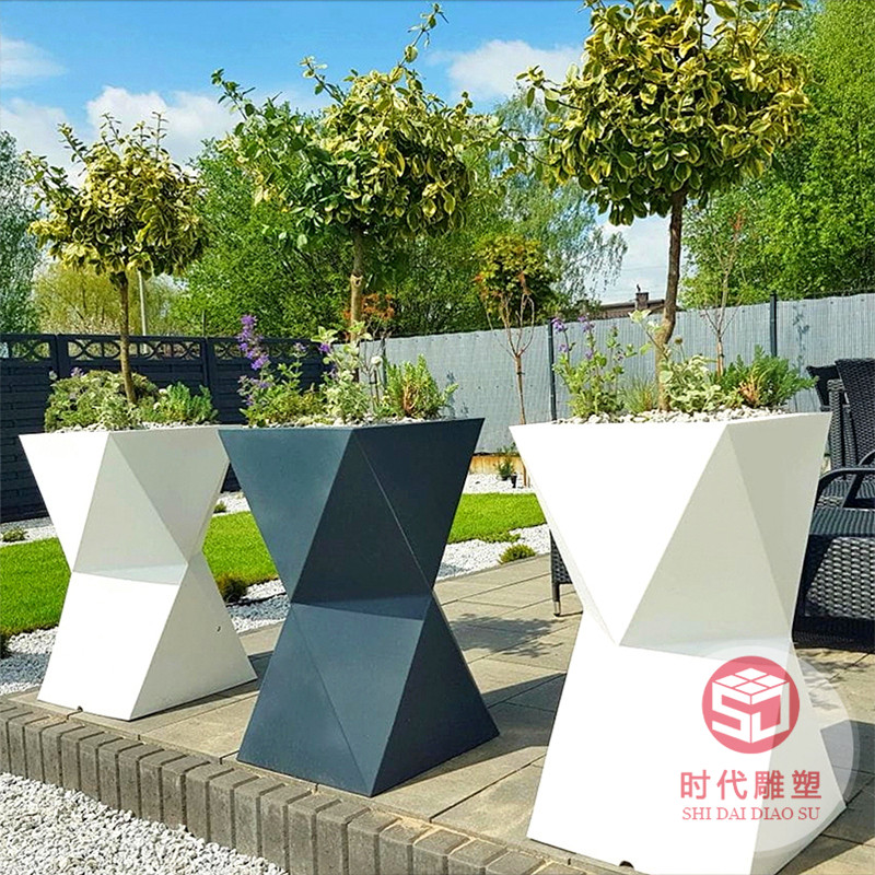 玻璃鋼白色圓形花盆組合商場(chǎng)戶外公園廣場(chǎng)美陳裝飾大花箱花池定制