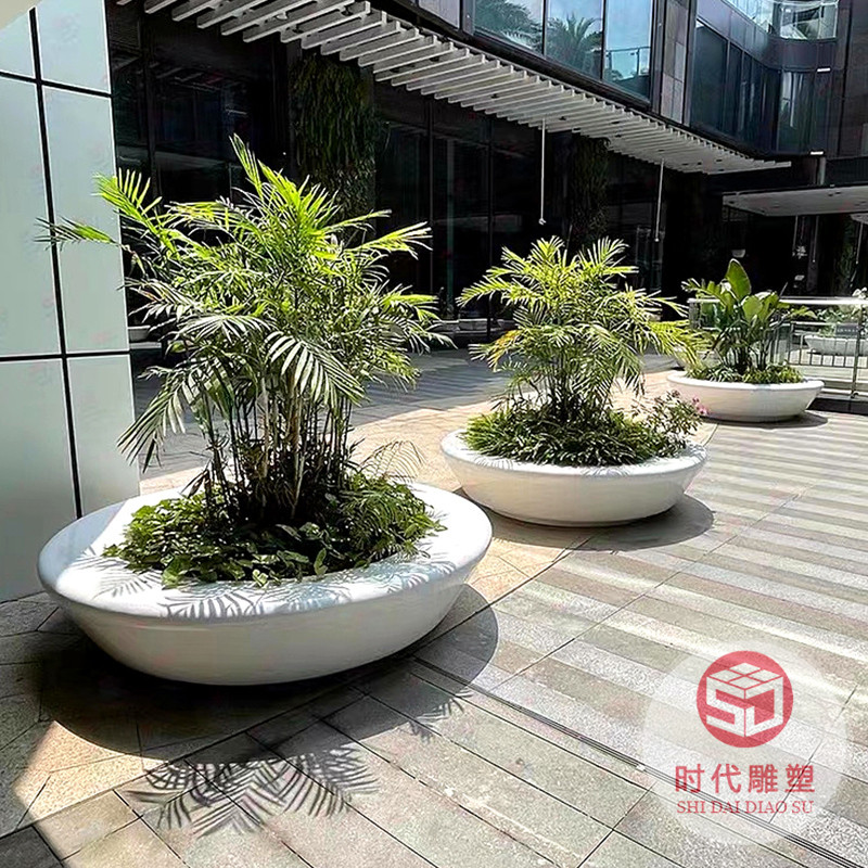 廠家定制玻璃鋼花盆商場(chǎng)美陳裝飾種植箱戶外橢圓創(chuàng)意簡(jiǎn)約花器組合