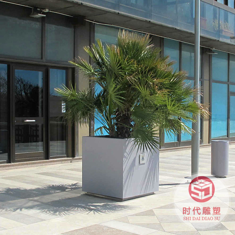北歐風(fēng)簡約水泥花盆帶木腿落地室內(nèi)創(chuàng)意高檔裝飾木腿水泥花盆廠家