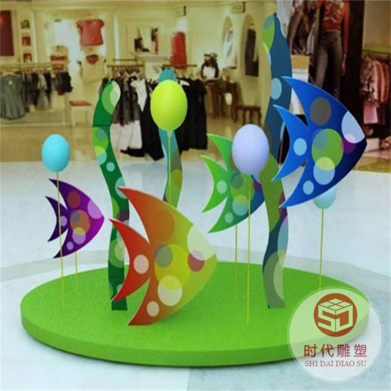 玻璃鋼塊面幾何抽象梅花鹿雕塑戶外花園林動(dòng)物擺件商場(chǎng)美陳裝飾品