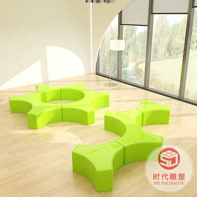 玻璃鋼座椅商場(chǎng)美陳休閑椅連體靠背字母坐凳戶外公園休息長(zhǎng)椅定制