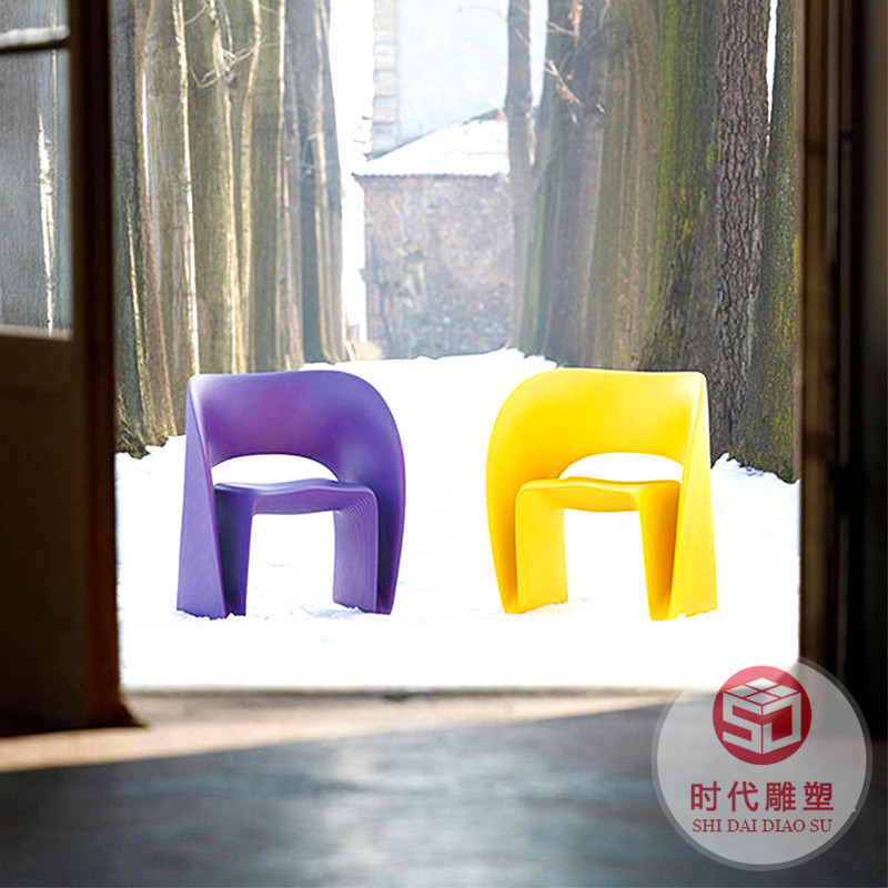 玻璃鋼座椅戶外兔子坐凳創(chuàng)意動(dòng)物幼兒園兒童休息區(qū)商場(chǎng)休閑椅定制