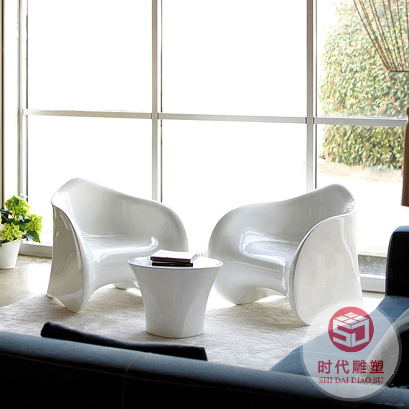 戶外公園小白人玻璃鋼卡通座椅商場(chǎng)休閑椅兒童區(qū)坐凳創(chuàng)意長(zhǎng)椅